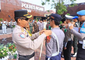 Apel Gelar Pasukan Operasi Lilin Semeru 2024 dilaksanakan di Polres Ngawi