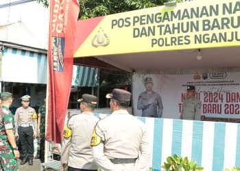 Kapolres Nganjuk dan Forkopimda Tinjau Kesiapan Pos Pengamanan Operasi Lilin 2024
