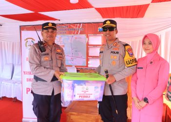 Kapolres bersama Ketua Bhayangkari Cabang Ngawi, Kunjungi Posyan dan Pospam jelang Nataru