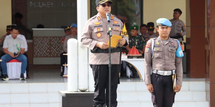Pastikan Siap Amankan Nataru, Kapolres Toraja Utara Pimpin Apel Gelar Pasukan Ops Lilin Pallawa 2024