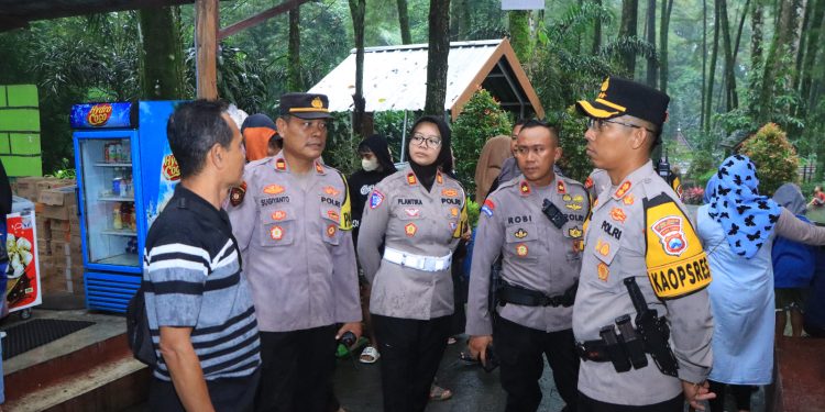 Kapolres Cek Pengamanan Sejumlah Tempat Wisata Ngawi