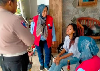 Pos Pam JLS Pertemukan Anak Yang Linglung Lupa Arah Dengan Keluarganya