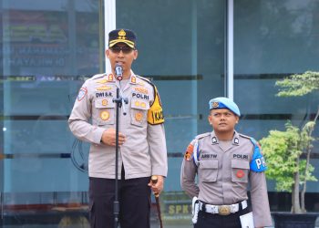 Kendaraan yang Melintas di Ngawi pada Hari ke-13 Ops Lilin Semeru 2024.