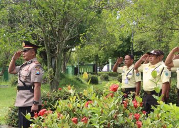 Kenang Jasa Pahlawan, Polres Ngawi bersama Pengguna dan Satpam, Ziarah di TMP