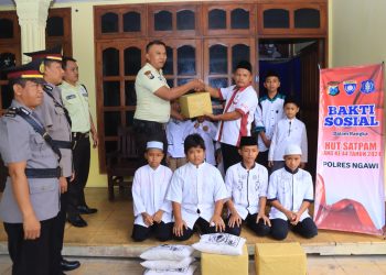 Peduli Sesama, Satbinmas Polres Ngawi Gelar Bakti Sosial Peringati HUT Satpam ke-44
