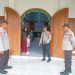Polisi Ngawi Laksanakan Pengamanan Ibadah Rutin Gereja di Karangjati