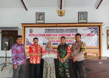 25 KPM di Desa Kalidawir Terima BLT- Dana Desa  Tiga Bulan Sekaligus, Ini Harapan Kades