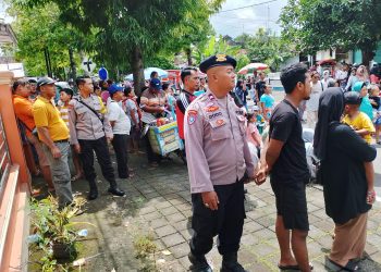 Polsek Ngawi Amankan Pertunjukan Seni Barongsai dalam Perayaan Imlek 2025