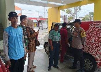 Polsek Warujayeng Bantu ODGJ Jalani Pengobatan di RSU Caruban