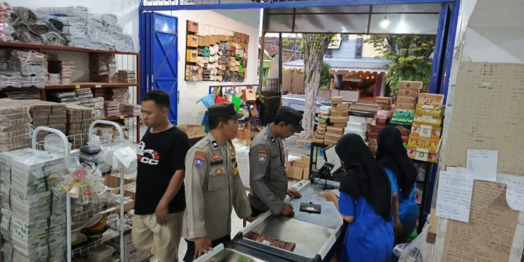 Jaga Kamtibmas Wilayah Ngawi, Polsek Ngawi Laksanakan Patroli