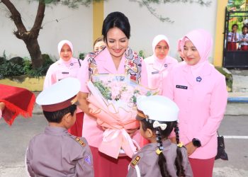Turut Sukseskan Program Pemerintah, PYKB Jatim Berbagi Makan Bergizi di TK Kemala Bhayangkari 54 Ngawi