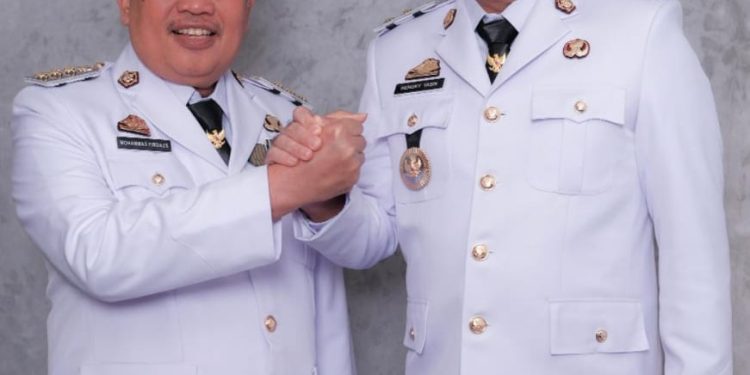 Ir. Muhammad Firdaus Dg. Manye dan Dr. H. Hengky Yasin S.Sos,. MM resmi Nahkodai Takalar sebagai Bupati dan Wakil Bupati Takalar