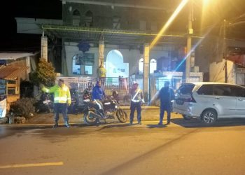 Pastikan Kenyamanan Beribadah, Polres Toraja Utara Gelar Patroli dan Pengamanan Sholat Tarawih