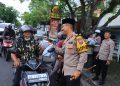Ramadhan Suci, Polres Ngawi Berbagi Takjil untuk Masyarakat