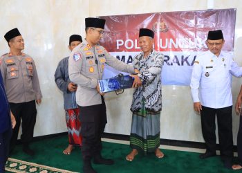 Kembalikan Speaker yang Dicuri, Kapolres Ngawi Silaturahmi ke Masjid Jami’ An Nur Mantingan