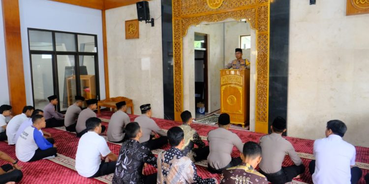 Kapolres Ngawi Berikan Pencerahan di Bulan Suci Ramadhan 1446 H
