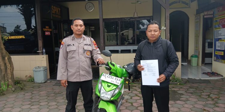 Ditinggal Mudik Lebaran, Warga Tulungagung Antusias Menitipkan Kendaraan Bermotor ke Polsek