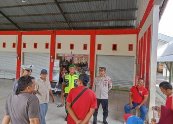 Polres Ngawi Sosialisasikan Layanan 110 di Terminal Kertonegoro