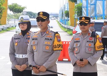 Kapolres Cek Arus Lalin Keluar Masuk Gerbang Tol Ngawi