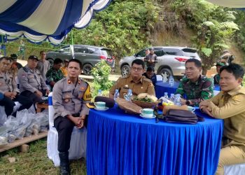 Dukung Ketahanan Pangan, Wakapolres Toraja Utara Hadiri Panen Raya Padi Serentak Bersama Forkopimda