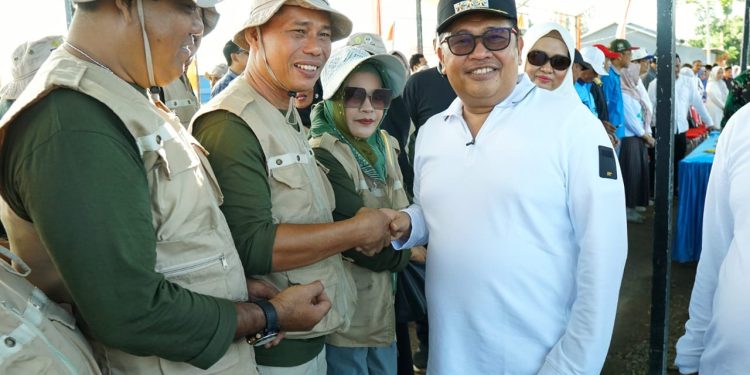 Panen Raya Padi Bersama Presiden RI, Bupati Takalar : Simbol Keberhasilan Musim Tanam