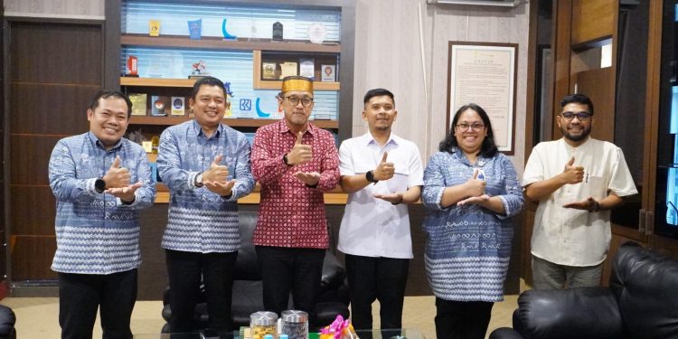 BUPATI DAN WAKIL BUPATI JENEPONTO TERIMA KUNJUNGAN SILATURAHMI DAN AUDIENSI BPJS KESEHATAN CABANG BULUKUMBA