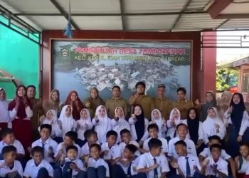 Bentuk Kepedulian terhadap Masyarakat Kec. Kepulauan Tanakeke, Bupati Takalar Daeng Manye’ Serius dalam Perkembangan Internet dan Listrik