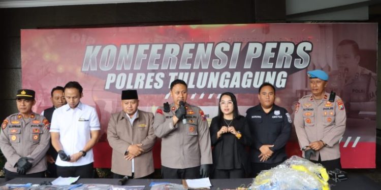 Polres Tulungagung Amankan 14 Orang Anak, Balon udara Berpetasan yang meledak dipemukiman warga Suruhan lor kecamatan Bandung