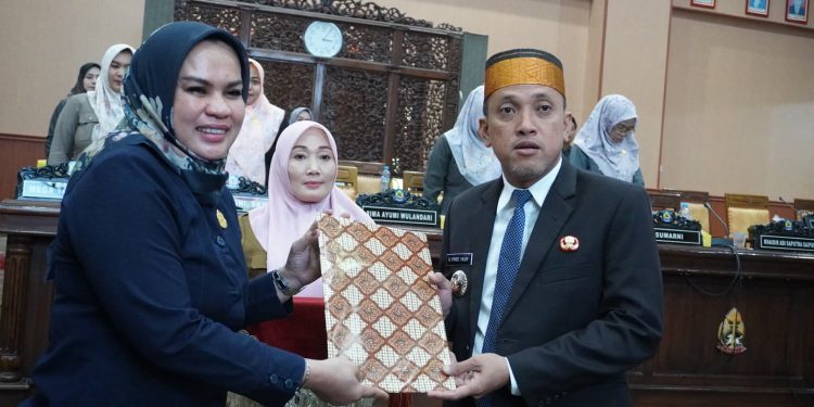 Bupati Jeneponto Hadiri Rapat Paripurna Tingkat II, Terima Rekomendasi DPRD Atas LKPJ Tahun Anggaran 2024