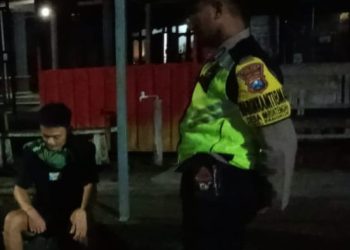 Patroli Polsek Pangkur, Amankan Pemuda Ngawi Konsumsi Miras