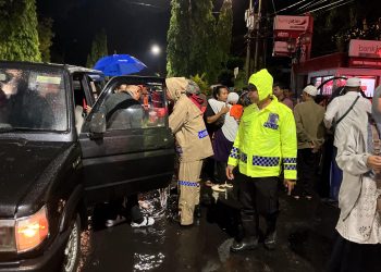 Polres Ngawi Laksanakan Pengamanan Keberangkatan Calon Jamaah Haji 2025