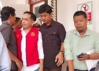 Majelis Hakim PN Makassar Vonis Bersalah Kasus Skincare Mengandung Merkuri Terdakwa Mustadir Dg Sila, Hukuman 1 Tahun 6 Bulan Penjara Serta Denda Rp1 Miliar