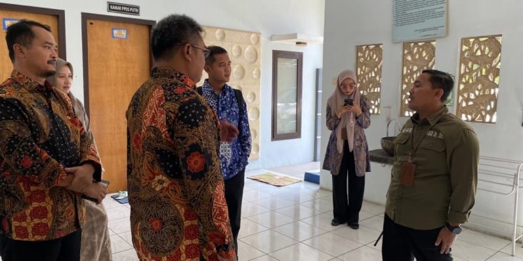 Civitas Fakultas Kedokteran Unibraw Kunjungi Instalasi Radiologi RSUD dr. Iskak