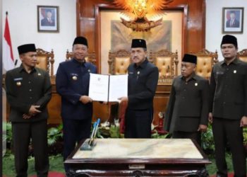DPRD dan bupati Tulungagung sepakati perubahan Perda pajak Daerah dan Retribusi daerah serta sampaikan Ranperda pertanggungjawaban APBD 2024