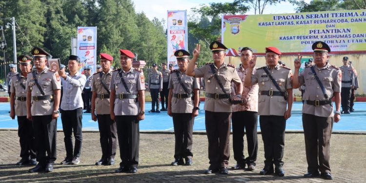 Kapolres Toraja Utara Pimpin Upacara Sertijab dan Pelantikan, 3 Pejabat Resmi Berganti