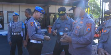 Bidpropam Polda Jatim Lakukan Pengecekan Disiplin Personel Polres Ngawi