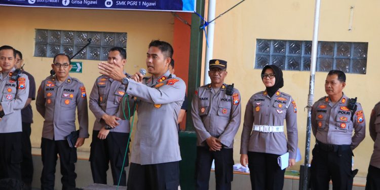 Kapolres Beri Motivasi Para Siswa Grisa Ngawi
