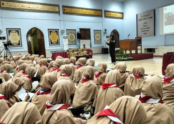 Tingkatkan Cinta Tanah Air, Polwan Ngawi Sosialisasi di Pondok Gontor 1 Mantingan