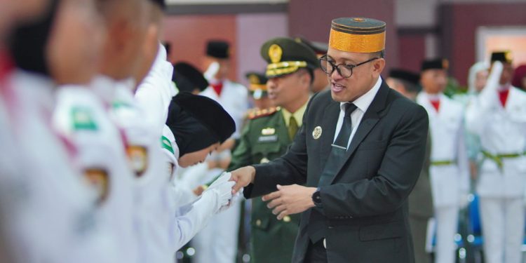 Pengukuhan Pasukan Pengibar Bendera (Paskibra) Kabupaten Jeneponto Tahun 2025