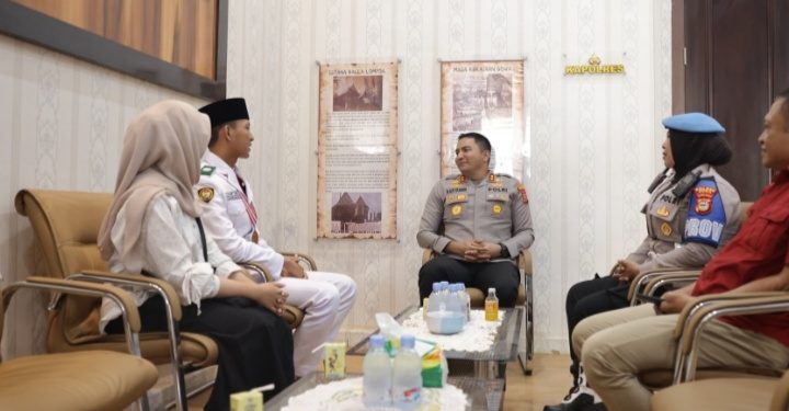 Kapolres Gowa Sambut Hangat Nadhif, Putra Daerah yang Menjadi Paskibraka Nasional 2025
