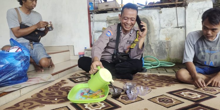 Gelar Kopling, Bhabinkamtibmas Getas Ajak Warga Jaga Kamtibmas