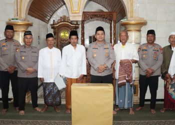 Kapolres Nganjuk Safari Subuh Pererat Sinergisitas dengan Masyarakat Setempat