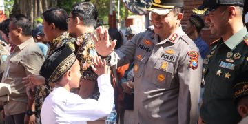 Khitanan Massal Warnai HUT RI ke-80 di Nganjuk, Ratusan Anak Ikuti dengan Antusias