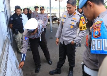 Kapolres Ngawi Pimpin Patroli dan Pengecekan Pos Lalu Lintas