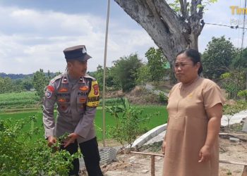 Dukung Ketahanan Pangan di Ngawi, Bhabinkamtibmas Ds. Dampit Sambang Program P2B