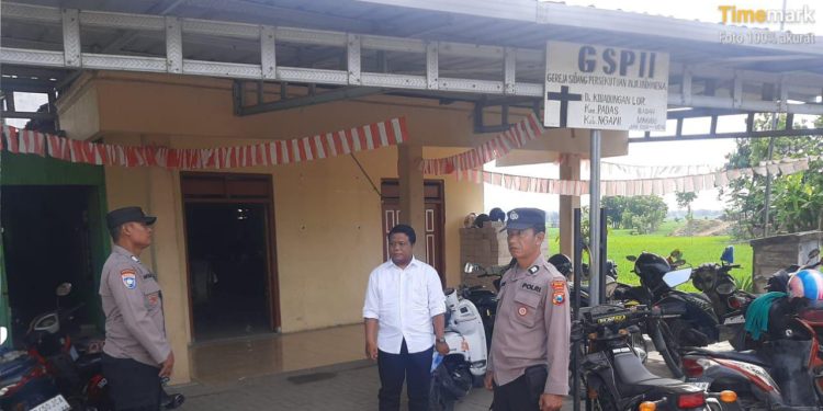 Tingkatkan Harkamtibmas di Ngawi, Polsek Padas Laksanakan Pengamanan Ibadah Rutin di GSPII