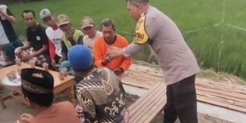 Ngobras Bersama Warga, Polsek Pangkur Tampung Aspirasi Masyarakat Ngawi