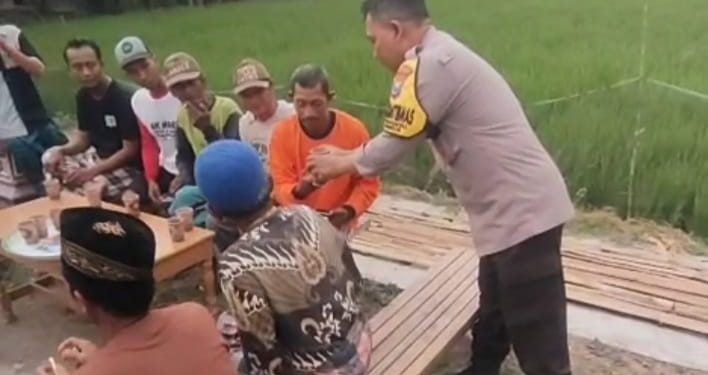 Ngobras Bersama Warga, Polsek Pangkur Tampung Aspirasi Masyarakat Ngawi