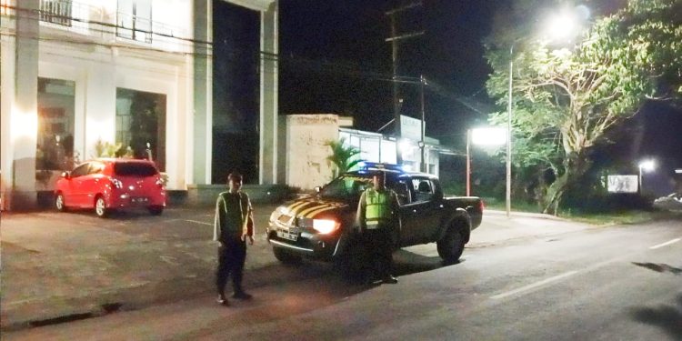 Antisipasi 3C dan Balap Liar di Kedunggalar, Polisi Ngawi Patroli Blue Light