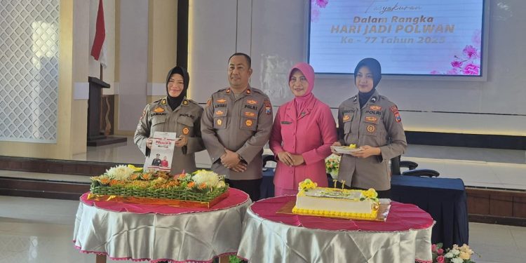 Polwan Polres Nganjuk Gelar Tasyakuran Puncak Hari Jadi ke-77 dengan Tema “Polri untuk masyarakat”